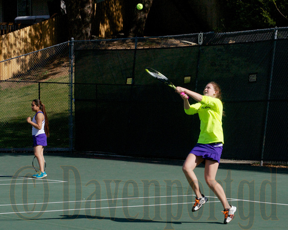 Girls_Tennis_2014 16